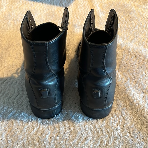 Auken Paddock Boots, Size 7.5. - Picture 2 of 4
